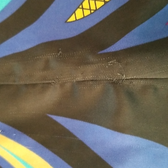 Nicole  Miller blouse Vibrant  Colors.Sz.L - Picture 7 of 15